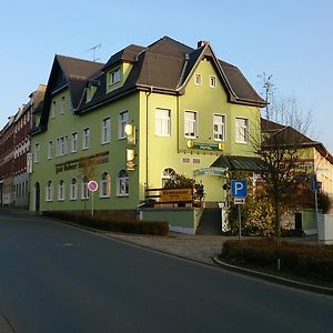 Goldener Löwe Triebes